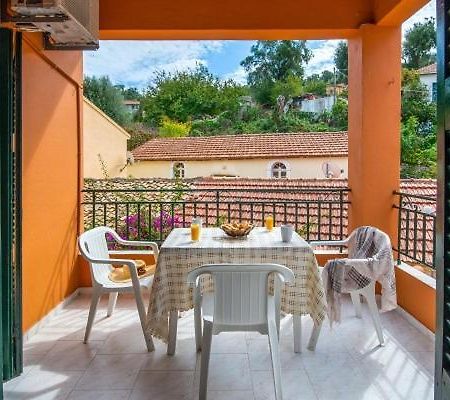 Alekos House Apartment Longos  ภายนอก รูปภาพ
